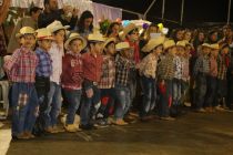 CURTA AS FOTOS DA FESTA DO PUDIM 2015