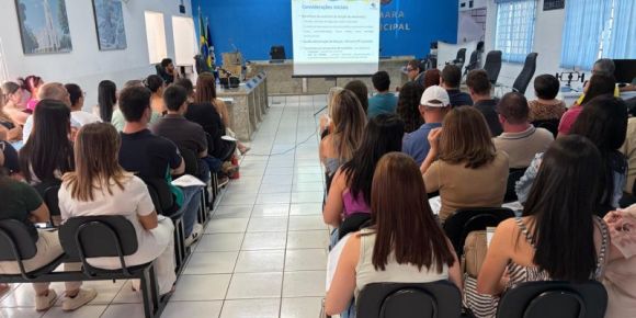 Mesários de Lagoa Formosa participam de treinamento para as Eleições 2026